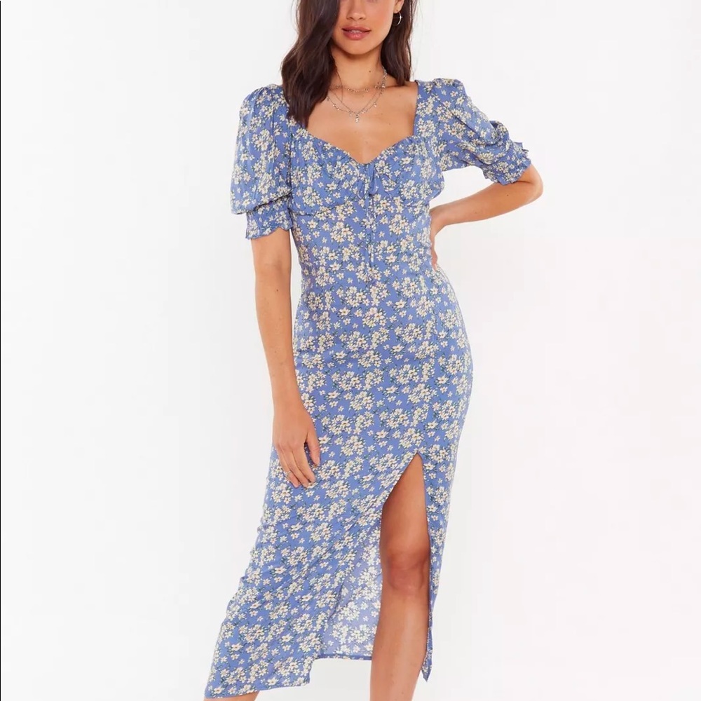 Nasty Gal | Floral Puff Sleeve MIDI Dress